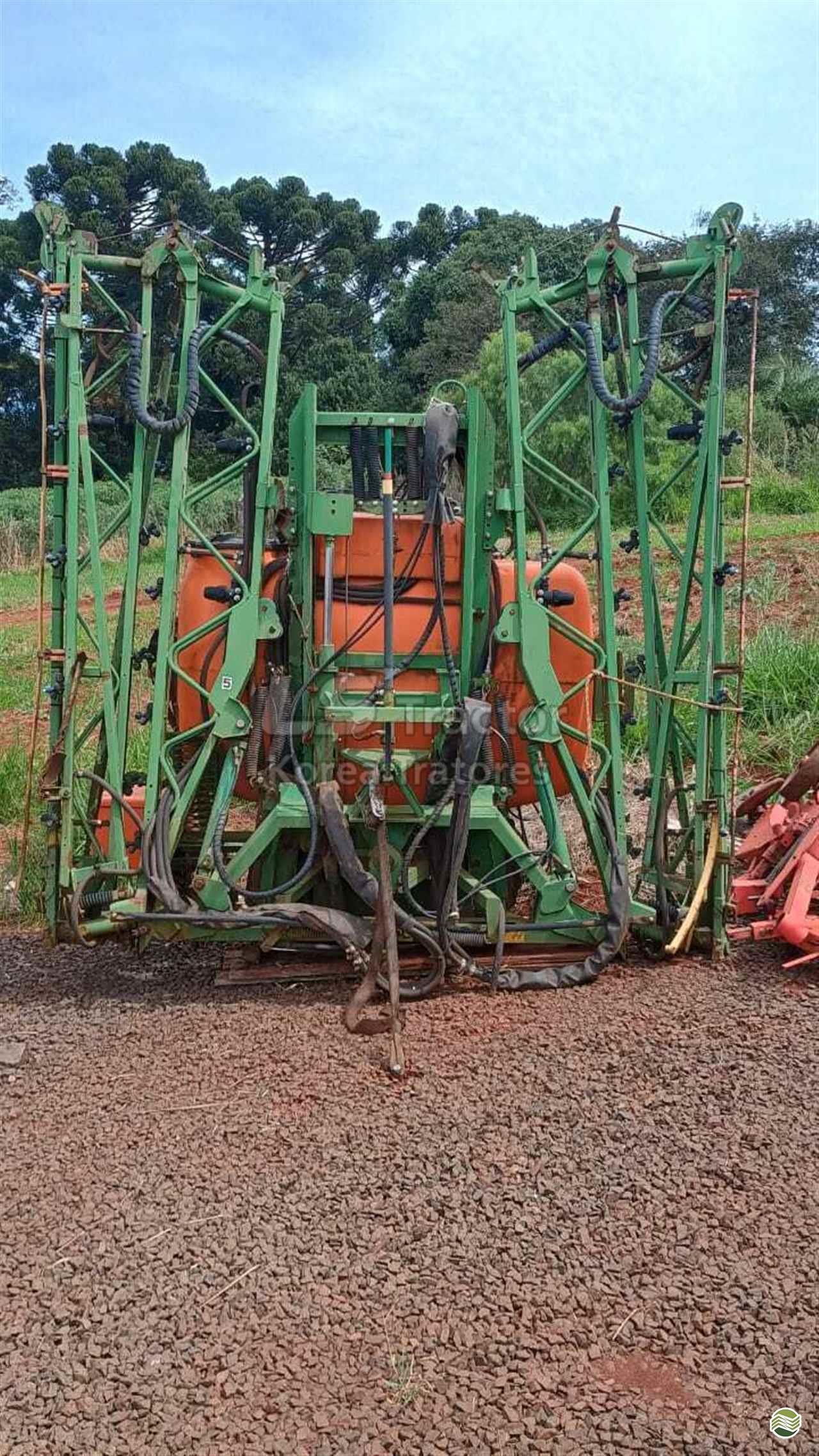 PULVERIZADOR STARA CORISCO 700 Arrasto Korea Tratores - Ls Tractor CHAPECO SANTA CATARINA SC